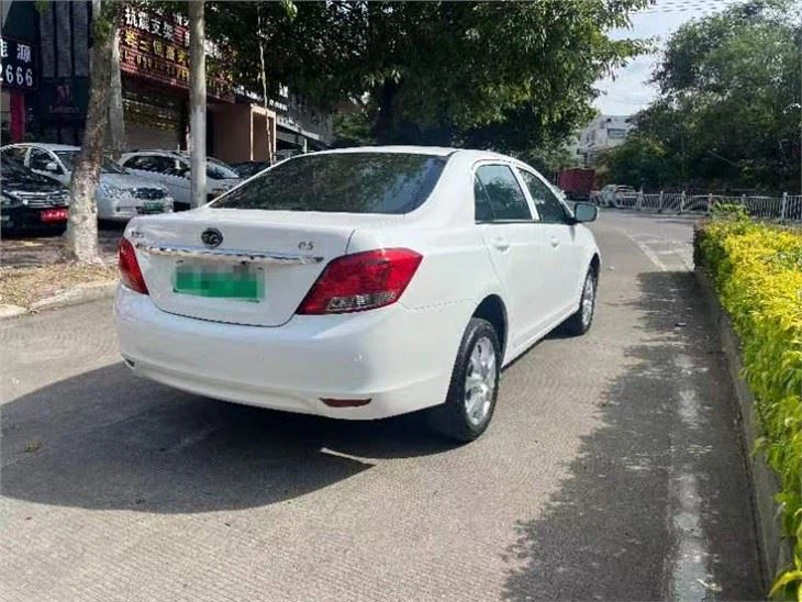 BYD E5 2018